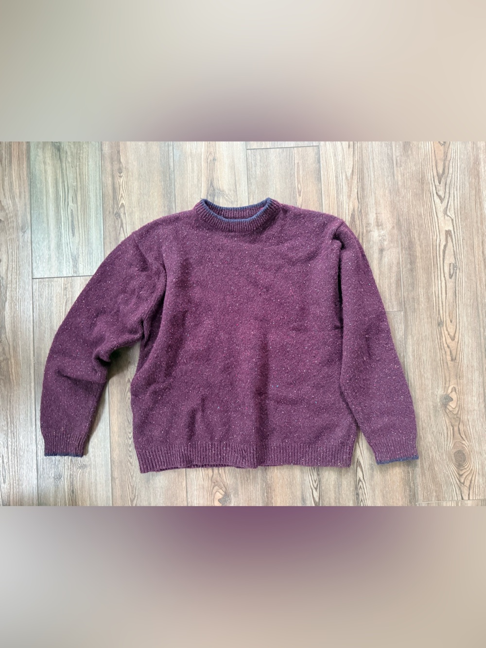 Oleg Cassini Men's Crewneck Wool Blend Sweater in Burgundy